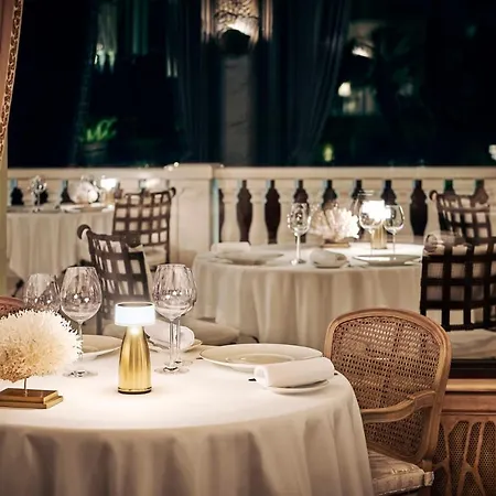 فندق La Reserve De 5*